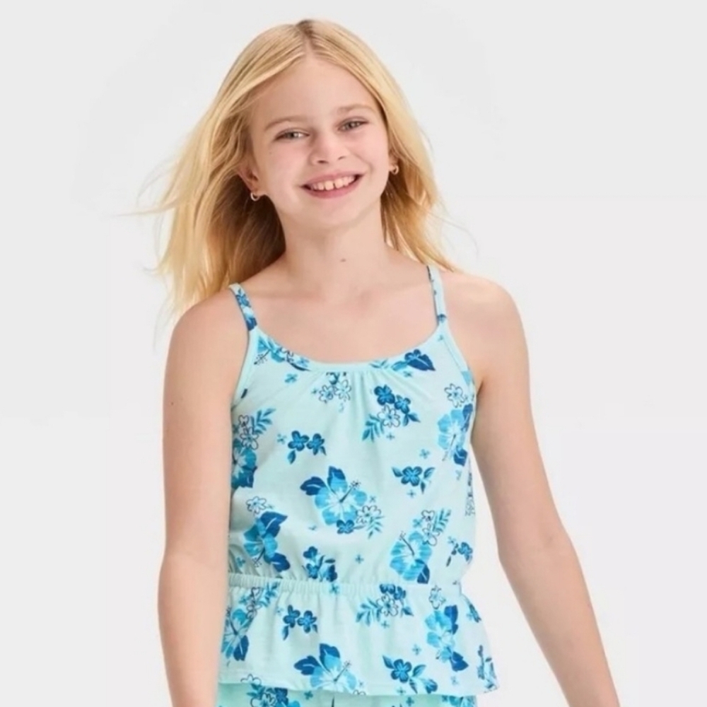 Set Of 2 Cat & Jack Tank Tops - 1 Is Pink With A Heart & The 2nd Blue Floral XS